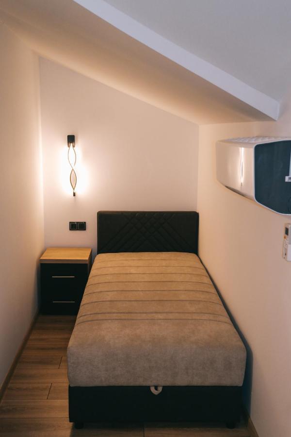 Bed and Breakfast Prenociste & Restoran - Kasic Brodarevo Exterior foto